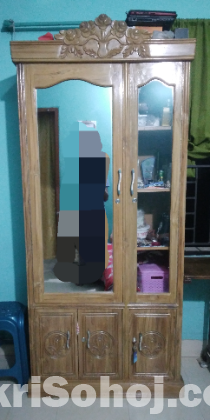 বুক সেলফ বা ড্রেসিং টেবিল
